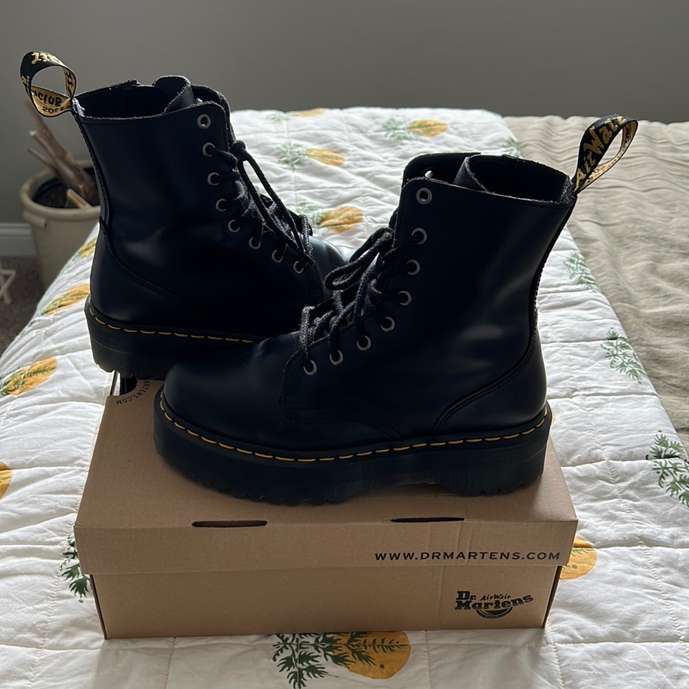 Dr. Marten Jadon Quad Retro Platform Polished Smooth Boot - 8